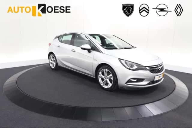 Opel Astra (2018) thumbnail 1