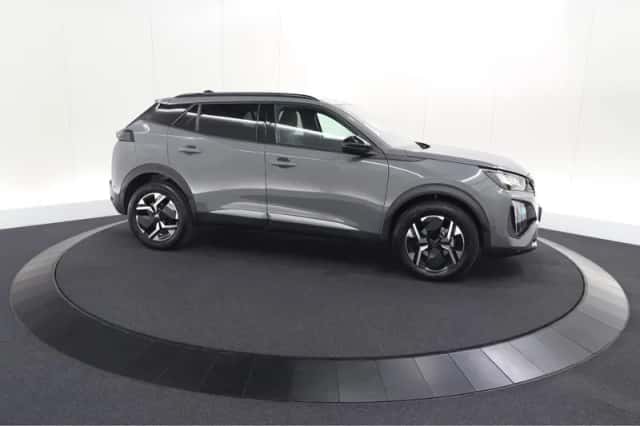 Peugeot 2008 (2023) thumbnail 5