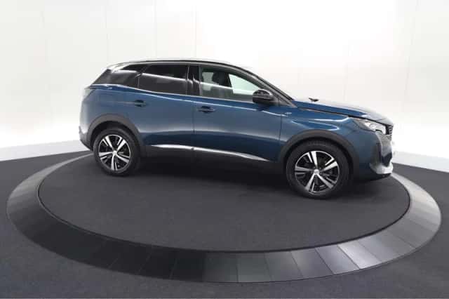Peugeot 3008 (2024) thumbnail 4