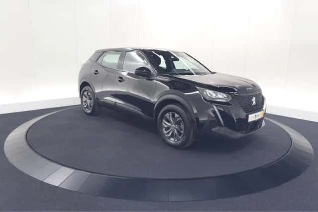 Peugeot 2008 (2023) thumbnail 6