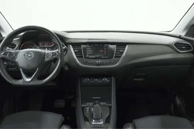 Opel Grandland (2021) thumbnail 2