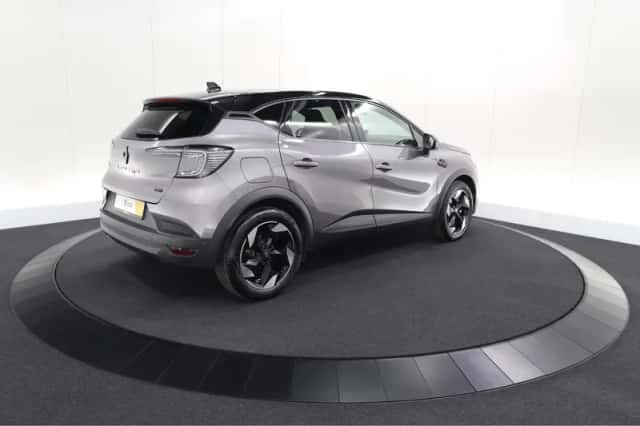 Renault Captur (2025) thumbnail 5