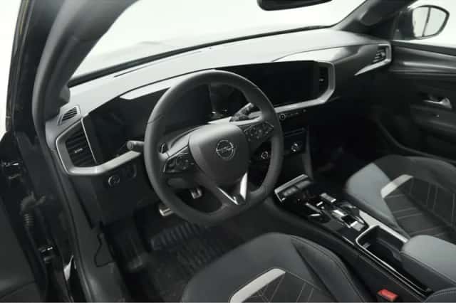 Opel Mokka (2024) thumbnail 2