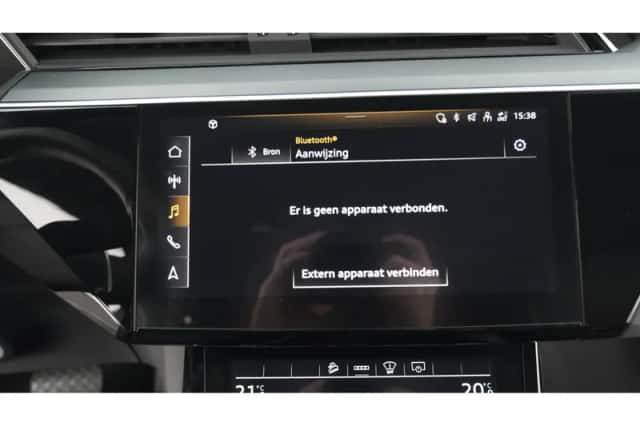 Audi e-tron (2021) thumbnail 43