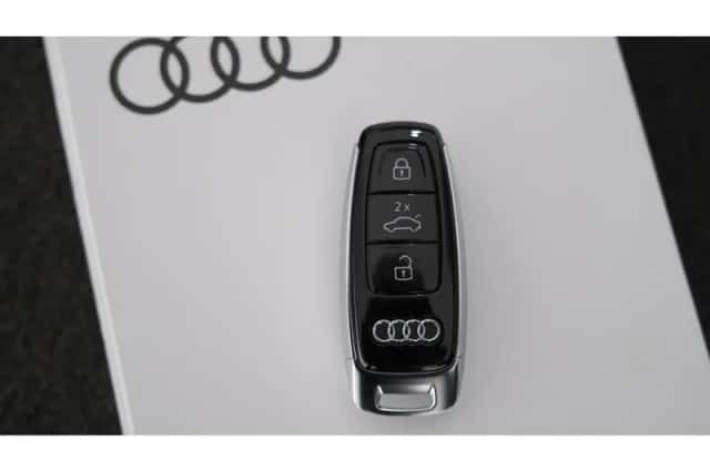 Audi e-tron (2021) thumbnail 62