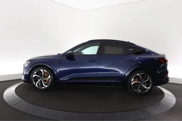 Audi e-tron (2021) thumbnail 63