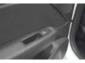 Renault Captur (2024) thumbnail 26