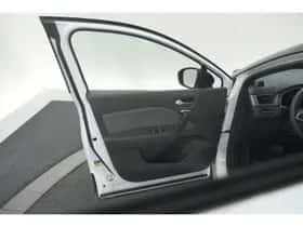 Renault Captur (2024) thumbnail 63