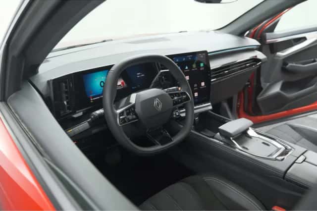 Renault Austral (2025) thumbnail 2