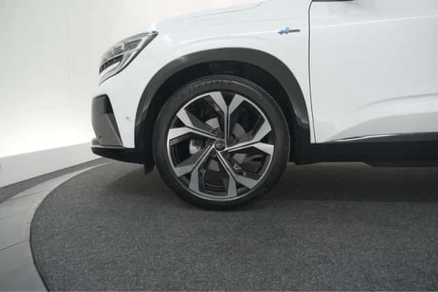 Renault Austral (2025) thumbnail 16