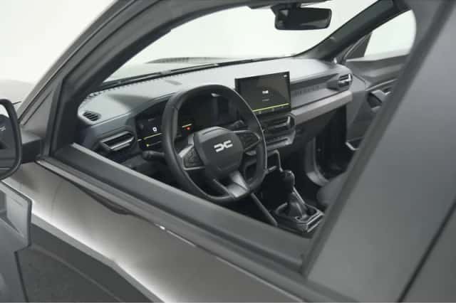 Dacia Duster (2025) thumbnail 2