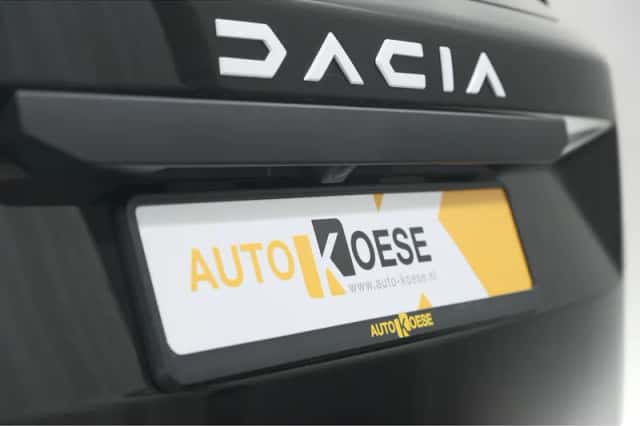 Dacia Duster (2025) thumbnail 4