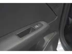 Renault Captur (2021) thumbnail 25
