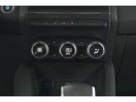 Renault Captur (2021) thumbnail 40