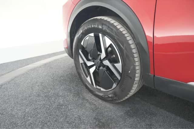 Peugeot 2008 (2024) thumbnail 19