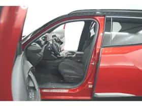 Peugeot 2008 (2024) thumbnail 28