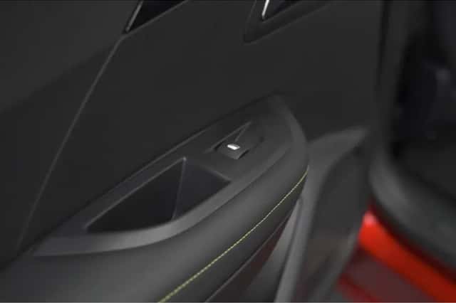 Peugeot 2008 (2024) thumbnail 31
