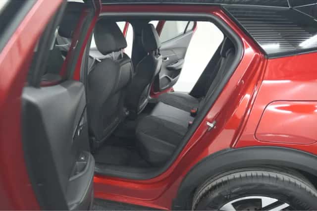 Peugeot 2008 (2024) thumbnail 32