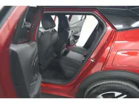 Peugeot 2008 (2024) thumbnail 32