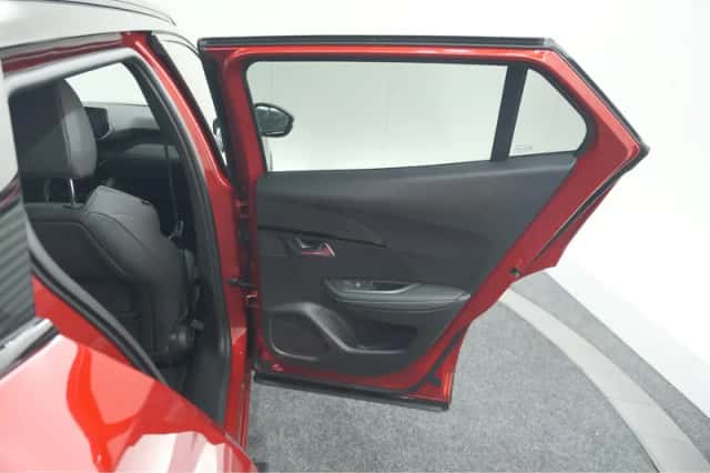 Peugeot 2008 (2024) thumbnail 69