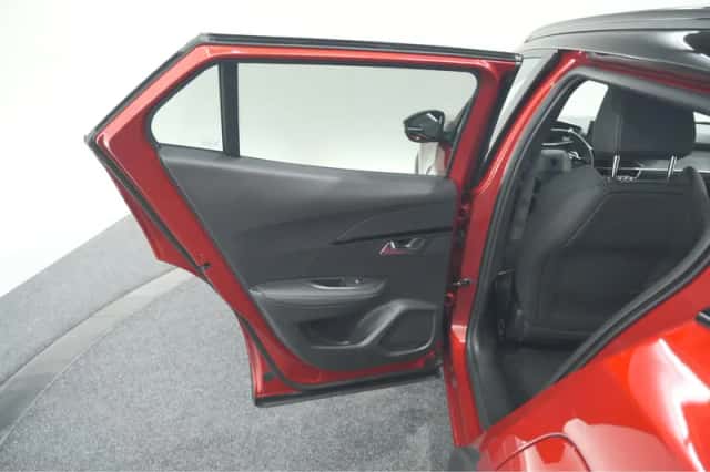 Peugeot 2008 (2024) thumbnail 71