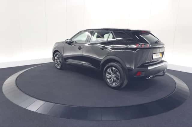 Peugeot 2008 (2023) thumbnail 11