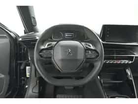Peugeot 2008 (2023) thumbnail 28