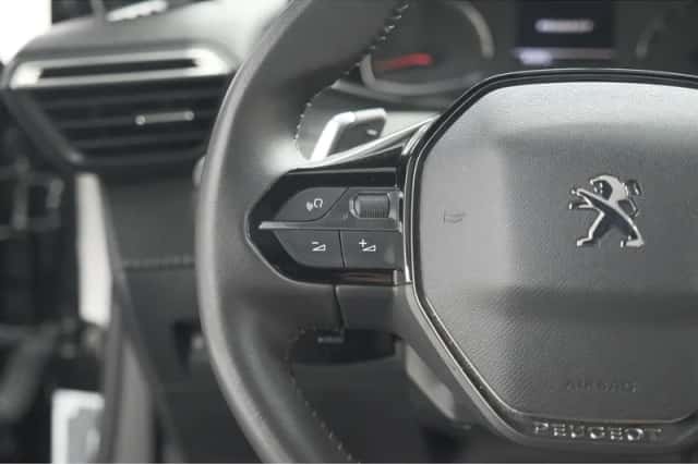 Peugeot 2008 (2023) thumbnail 29