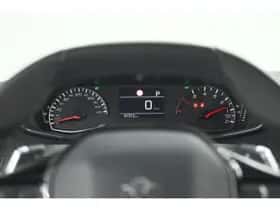 Peugeot 2008 (2023) thumbnail 37