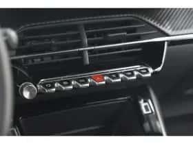 Peugeot 2008 (2023) thumbnail 43