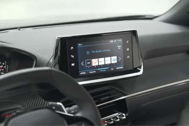 Peugeot 2008 (2023) thumbnail 45