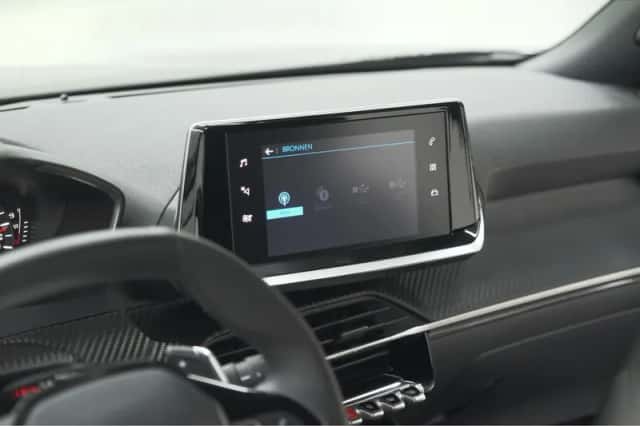 Peugeot 2008 (2023) thumbnail 46