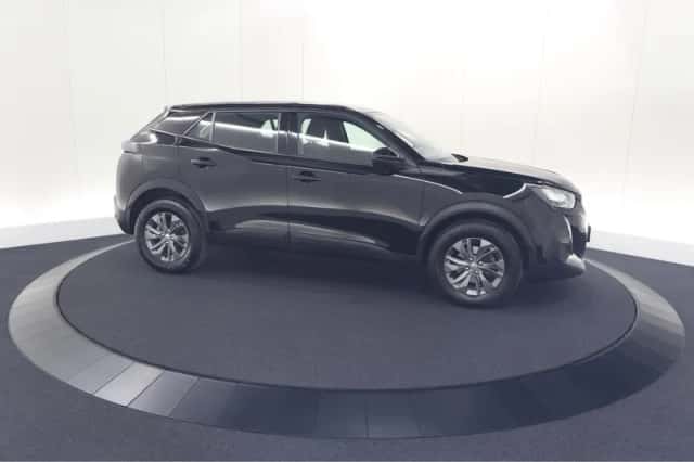 Peugeot 2008 (2023) thumbnail 7