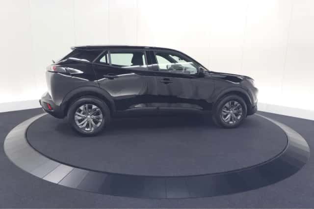Peugeot 2008 (2023) thumbnail 8