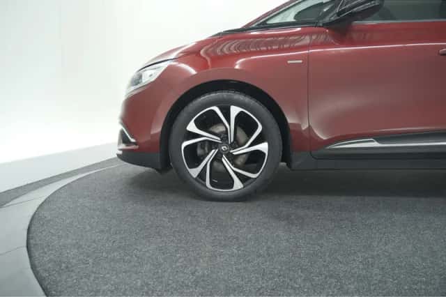 Renault Scénic (2019) thumbnail 15