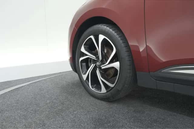 Renault Scénic (2019) thumbnail 16