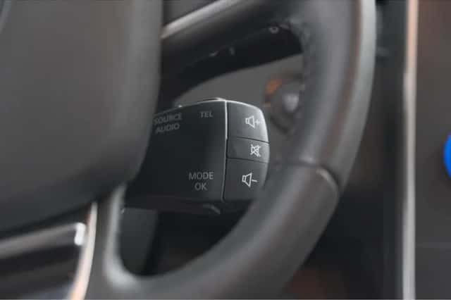 Renault Scénic (2019) thumbnail 38