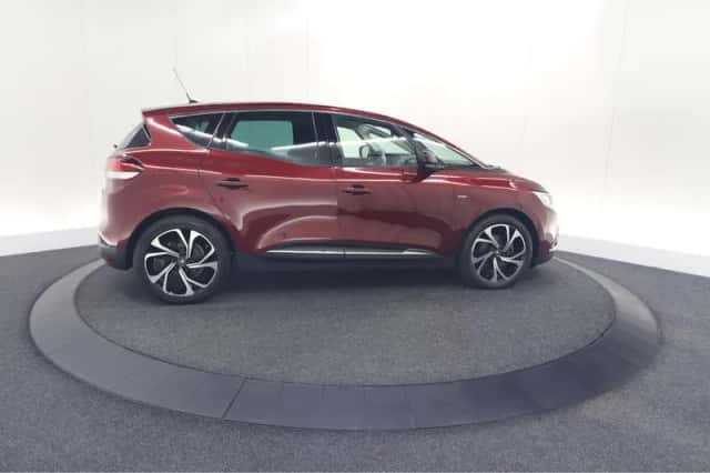 Renault Scénic (2019) thumbnail 8