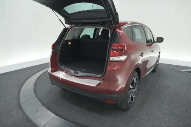 Renault Scénic (2019) thumbnail 74