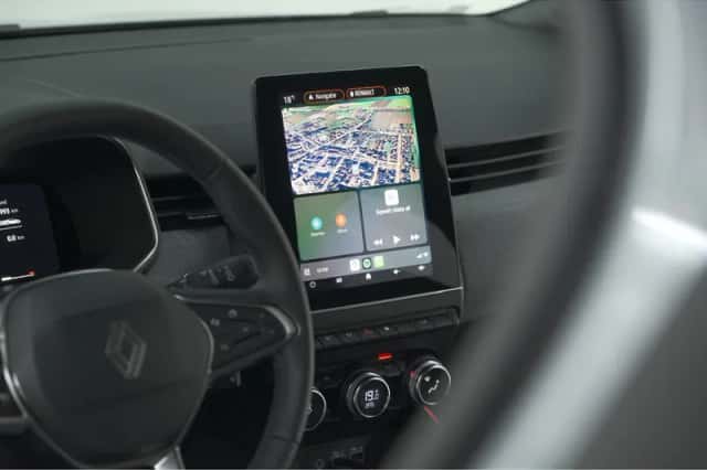 Renault Clio (2025) thumbnail 3