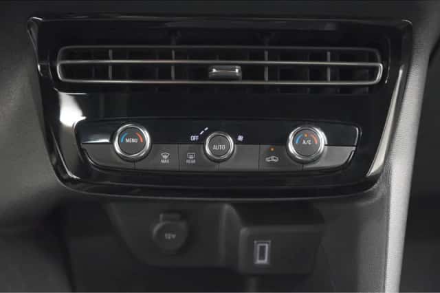 Opel Mokka (2024) thumbnail 38