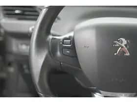 Peugeot 208 (2018) thumbnail 25