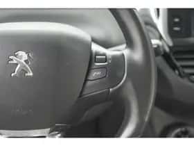 Peugeot 208 (2018) thumbnail 26