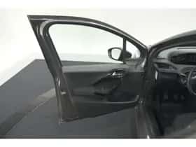 Peugeot 208 (2018) thumbnail 55