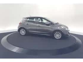 Peugeot 208 (2018) thumbnail 7