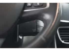Renault Clio (2019) thumbnail 28