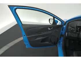 Renault Clio (2019) thumbnail 50