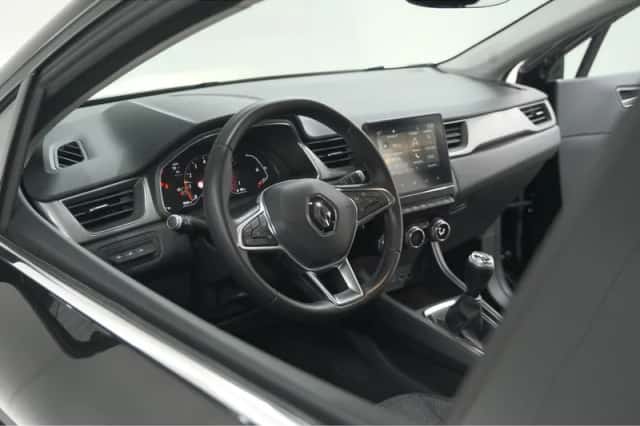 Renault Captur (2020) thumbnail 2