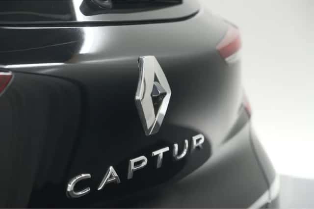 Renault Captur (2020) thumbnail 4