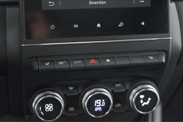 Renault Captur (2020) thumbnail 40